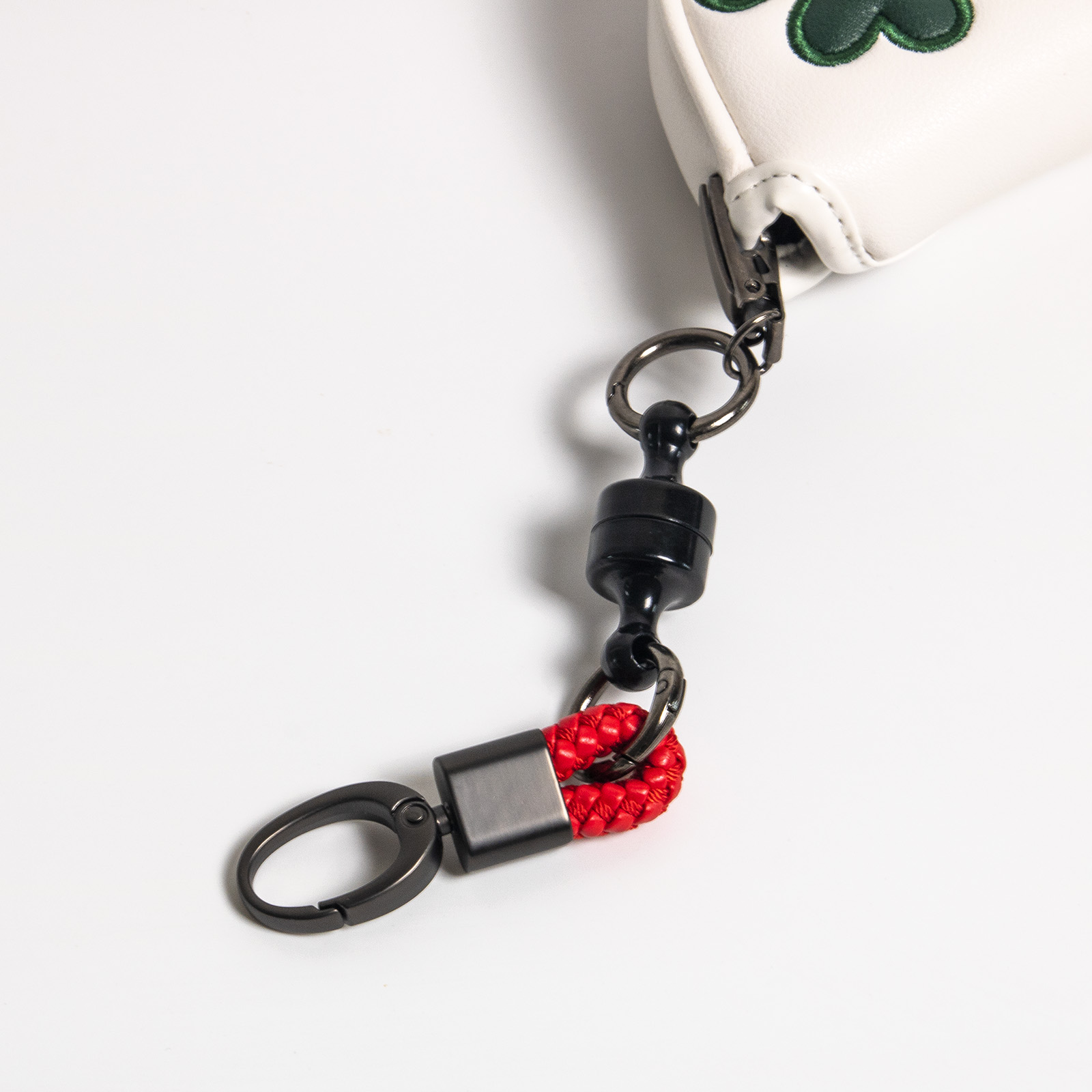 Golf Magnetic Putter Keeper Co - огляд і ціна Golf Tees